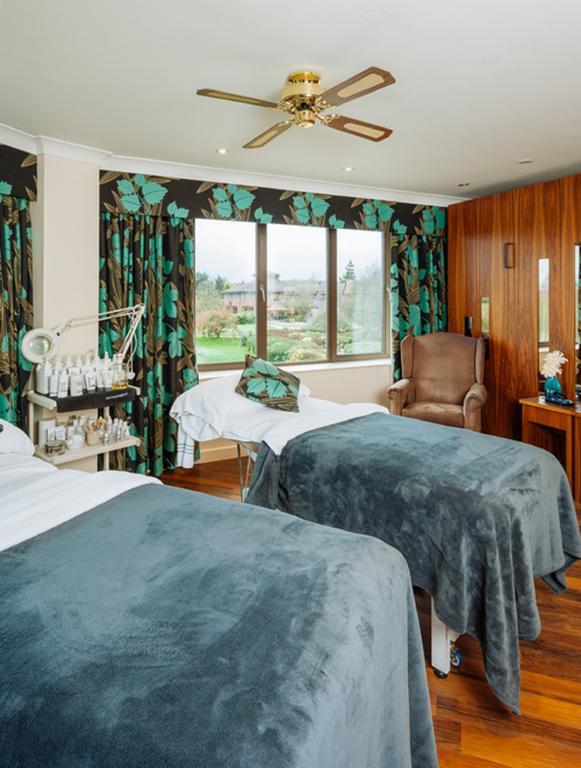 Abbey Hotel Golf & Spa Redditch Eksteriør billede