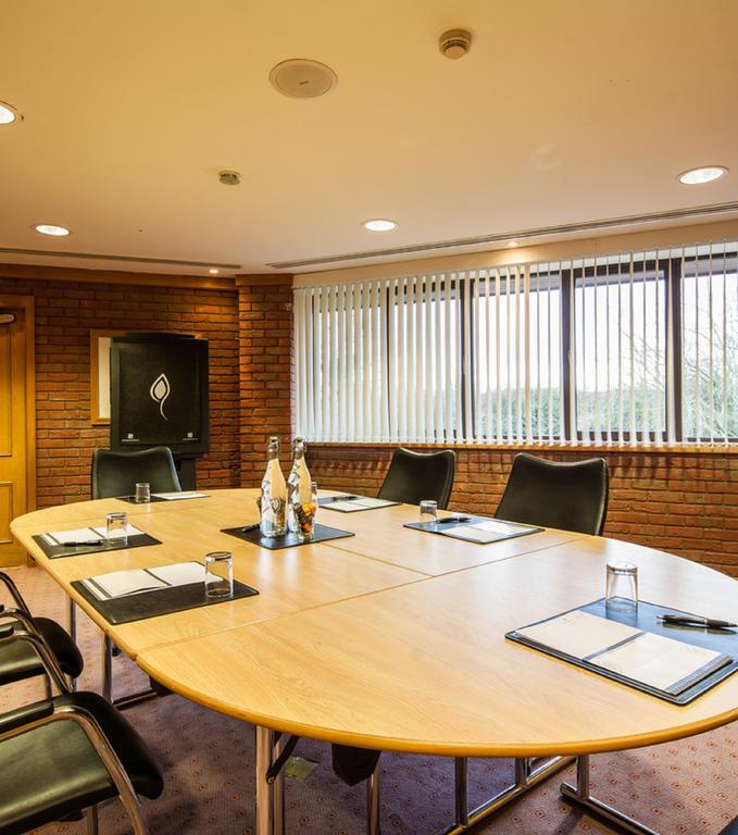 Abbey Hotel Golf & Spa Redditch Eksteriør billede