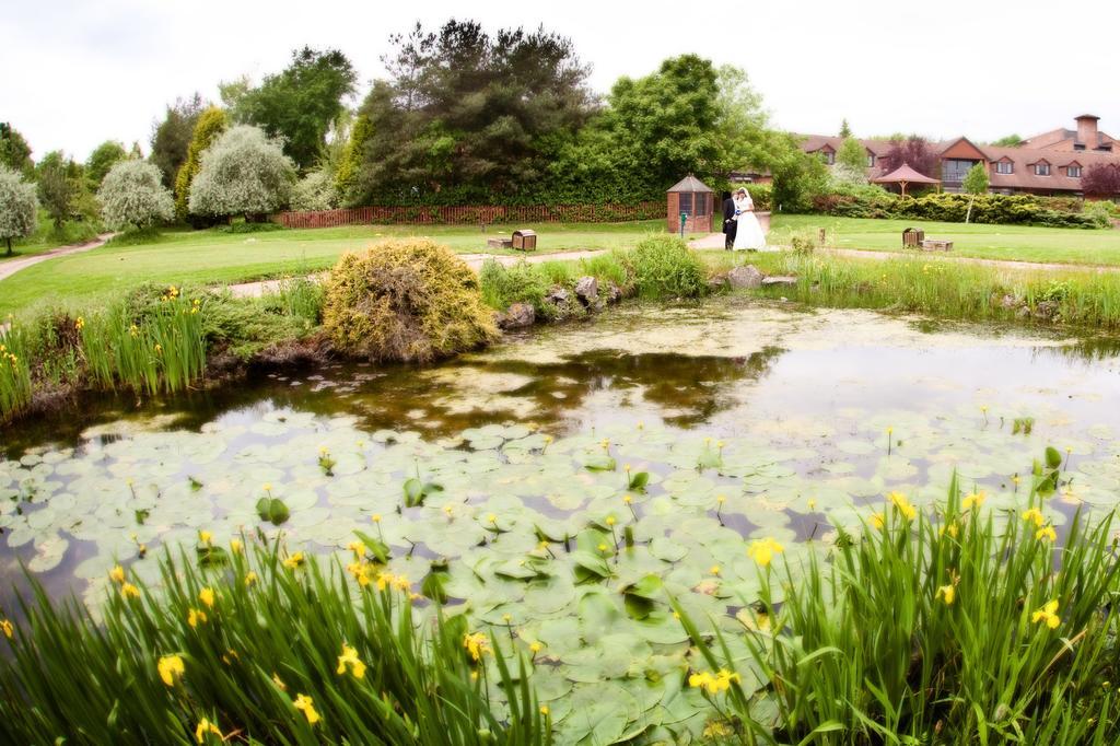 Abbey Hotel Golf & Spa Redditch Eksteriør billede